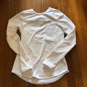 Women’s Under Armour cold gear fitted shirt